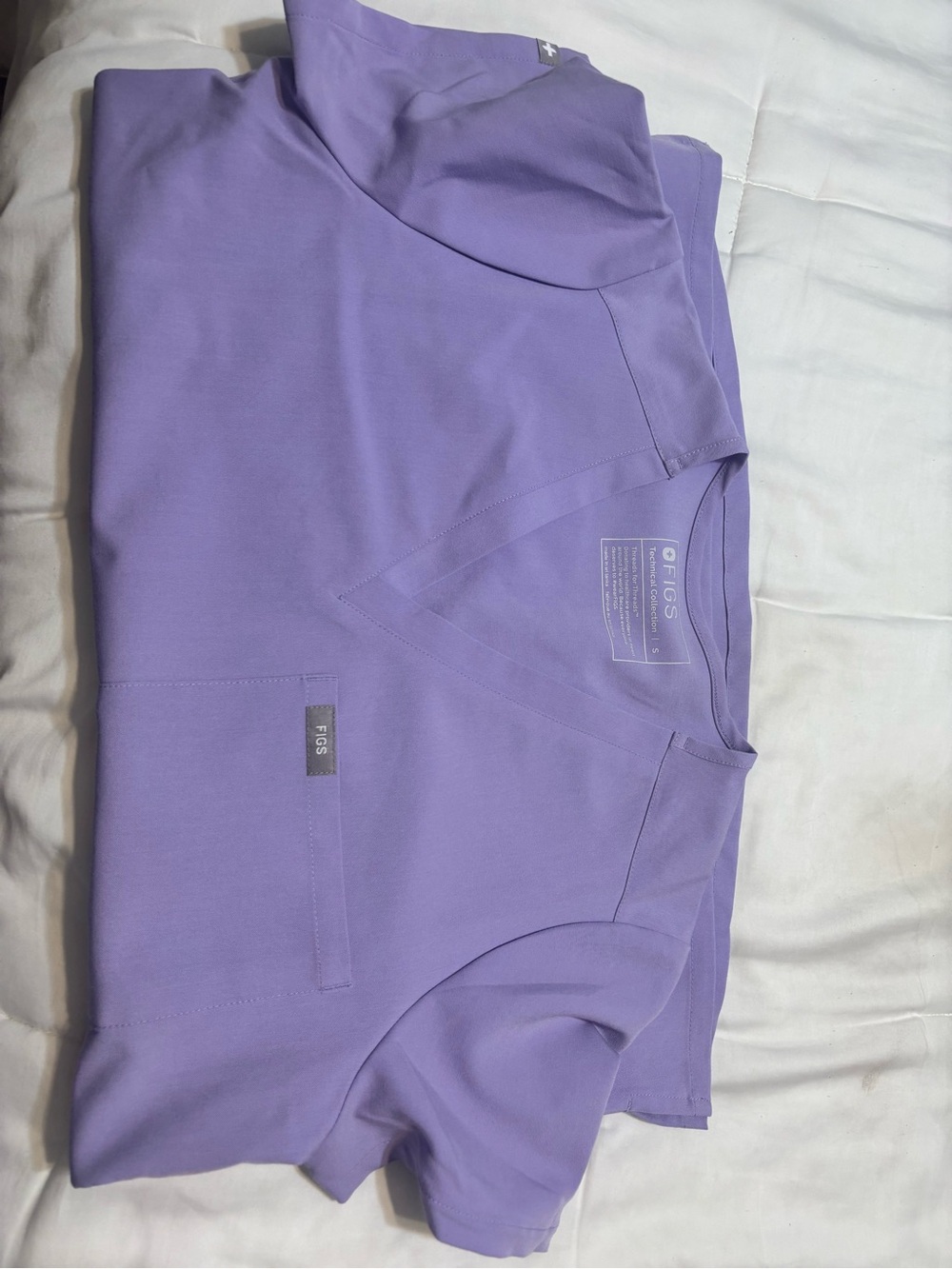 Figs Lavender Dew Scrub Top - Picture 2 of 4